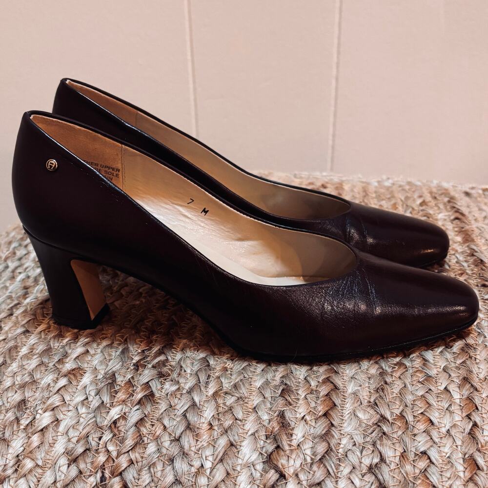 Vintage Etienne Aigner "Taylor" Brown Leather Block Heel Pumps- Size 7M